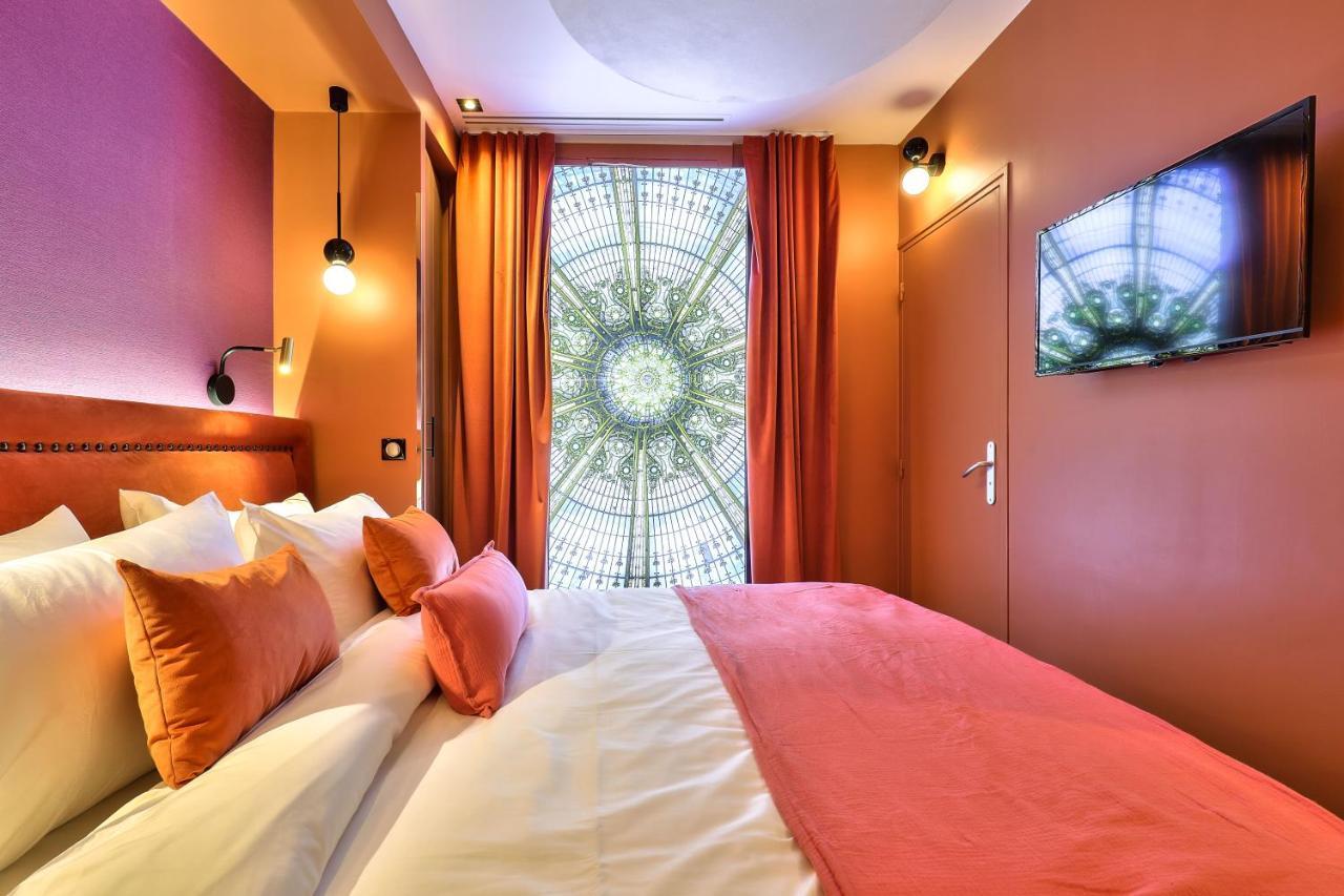 Hotel 33 Marbeuf Paris Exterior foto